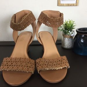 Tan Wedges